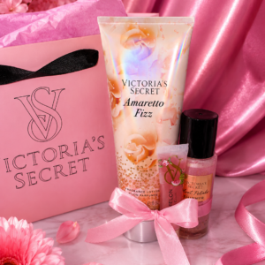 Подаръчен Комплект Лосион⭐Amaretto Fizz⭐&Спрей за тяло Velvet petals брокат § Гланц за устни & Торбичка